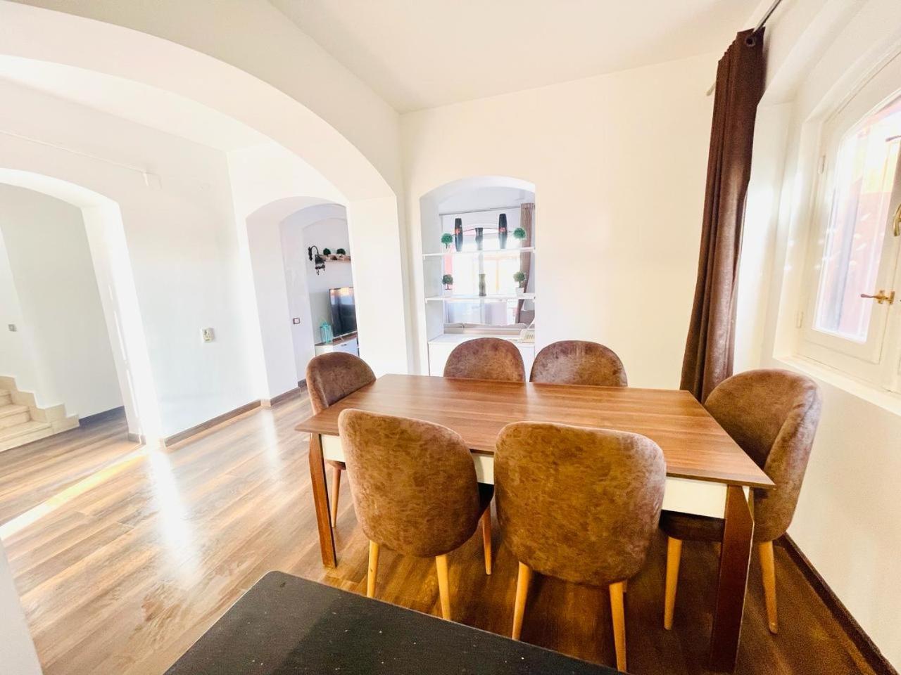 5 Bedroom With Private Pool West Golf Elgouna * Hurghada